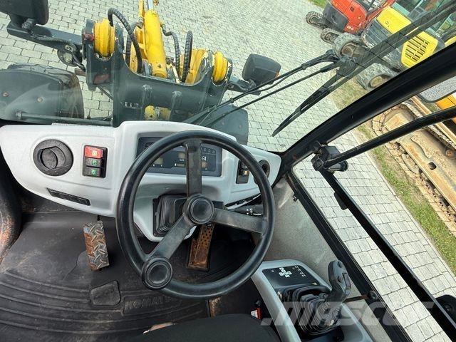 Komatsu WA70-5 Wheel Loaders