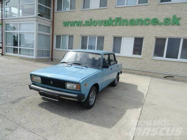 Lada 2105 vin 656 Automobiles / SUVS
