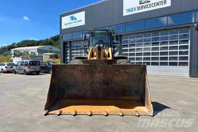 Liebherr 586 2plus2 Other