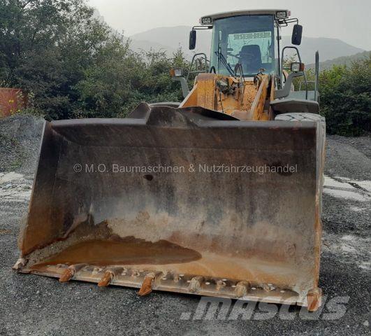 Liebherr L 574 Wheel Loaders