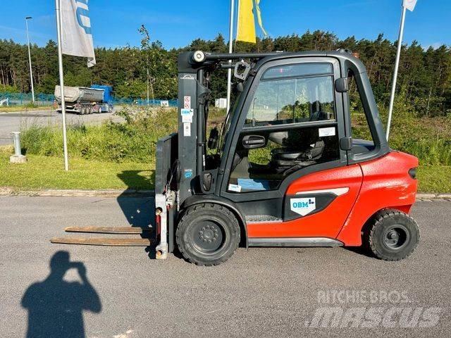 Linde H 35 Diesel Forklifts
