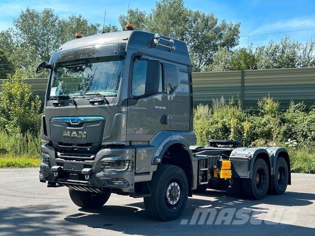 MAN TGS 26.520 6x6 Conventional Trucks / Tractor Trucks