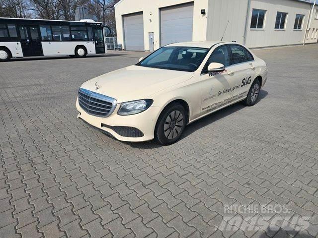 Mercedes-Benz E 200 Automobiles / SUVS