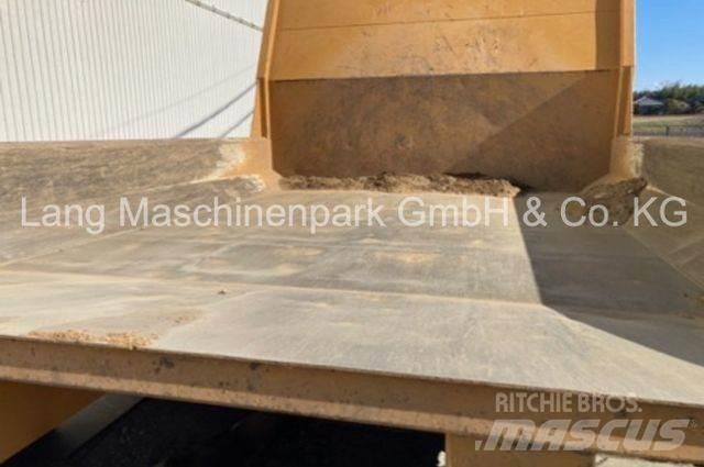 Morooka MST 2200 VD Articulated Dump Trucks (ADTs)