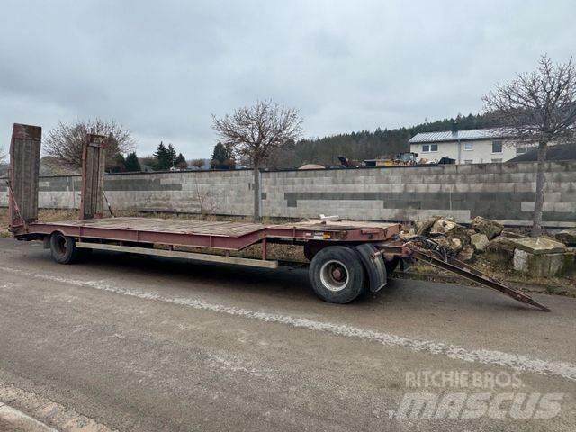 Müller-Mitteltal T2 Lowboy trailer