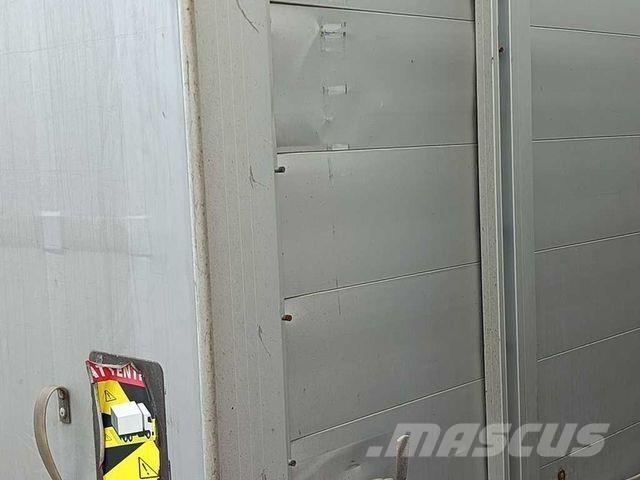Panav TV018M Curtainsider trailers