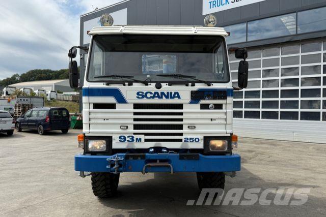 Scania 93M 250 4x4 Flatbed Trucks