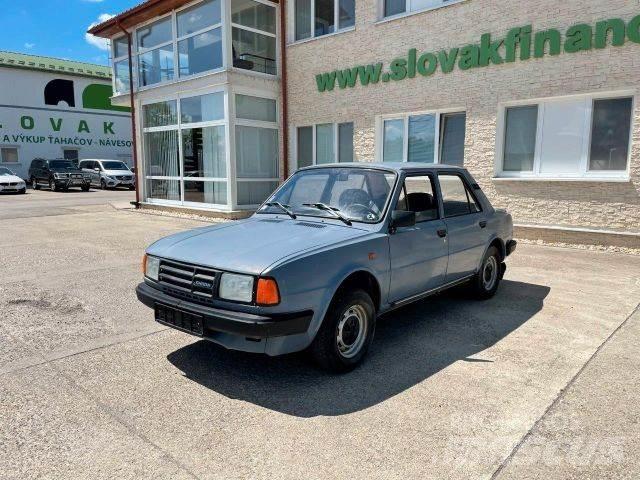 Skoda 125L vin 334 Automobiles / SUVS