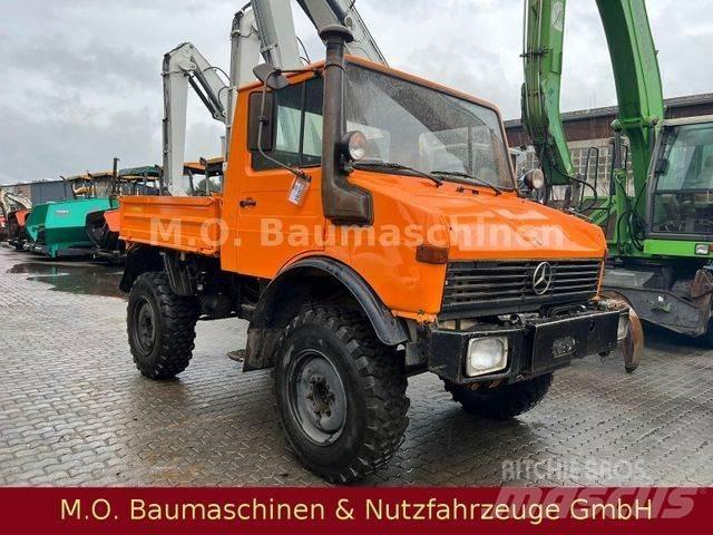Unimog U 1000/ 424 Dump Trucks