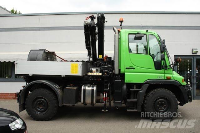 Unimog U 300 Cab & Chassis Trucks