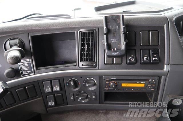 Volvo FM 370 4x2 Beverage Trucks