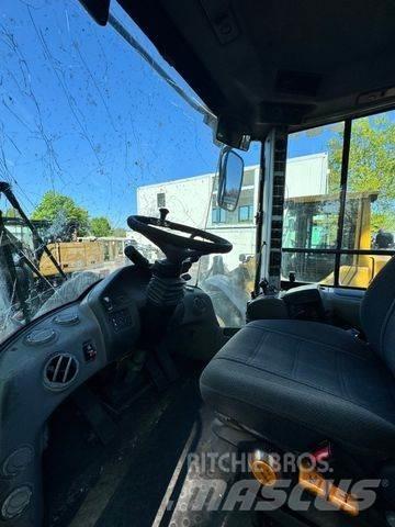 Volvo L 90 F Wheel Loaders