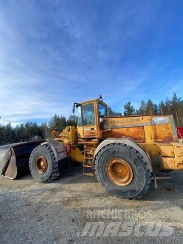 Volvo L180 Wheel Loaders
