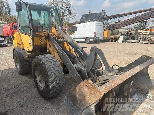 Volvo L25b Wheel Loaders