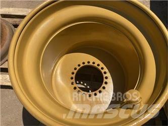CAT 535C Tires, wheels and rims