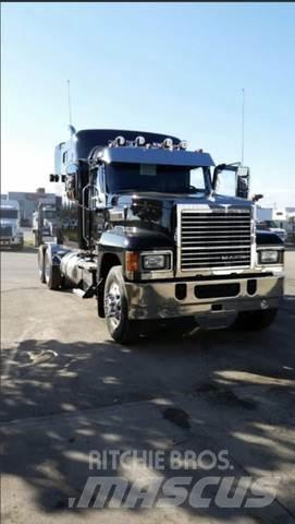 Mack CHU Conventional Trucks / Tractor Trucks