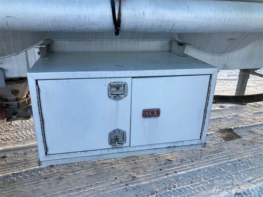 Advance  Tank Trailers
