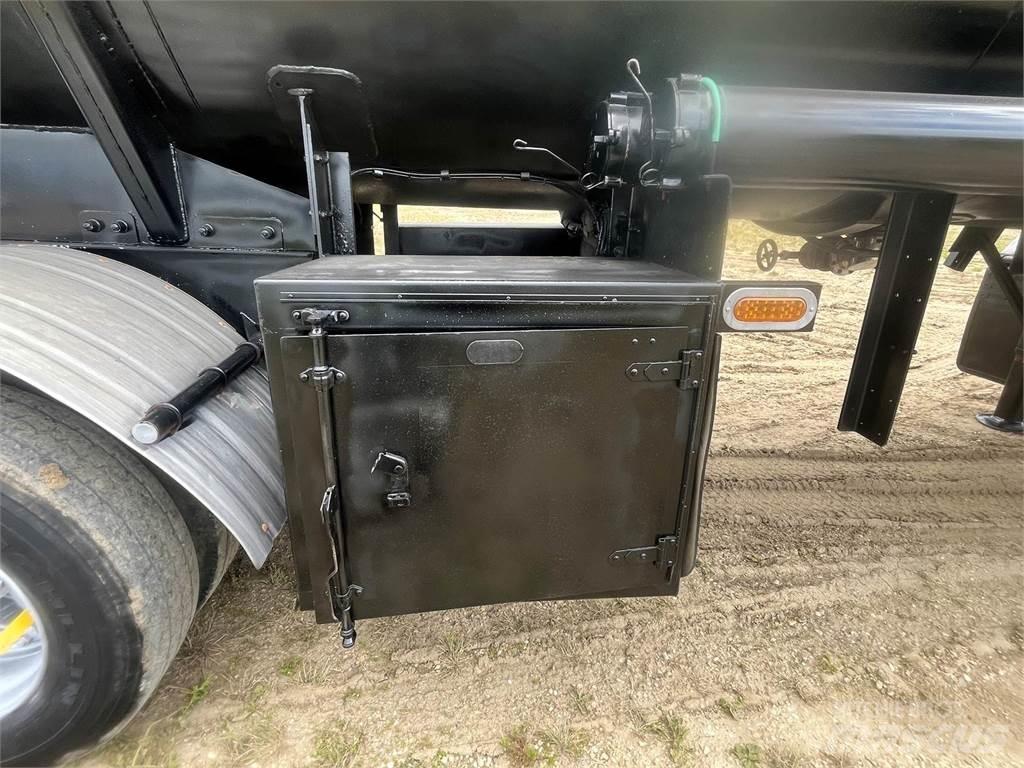 Advance  Tank Trailers