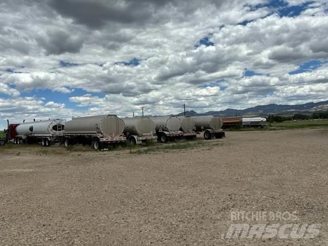  Beales Pup Tank Trailers