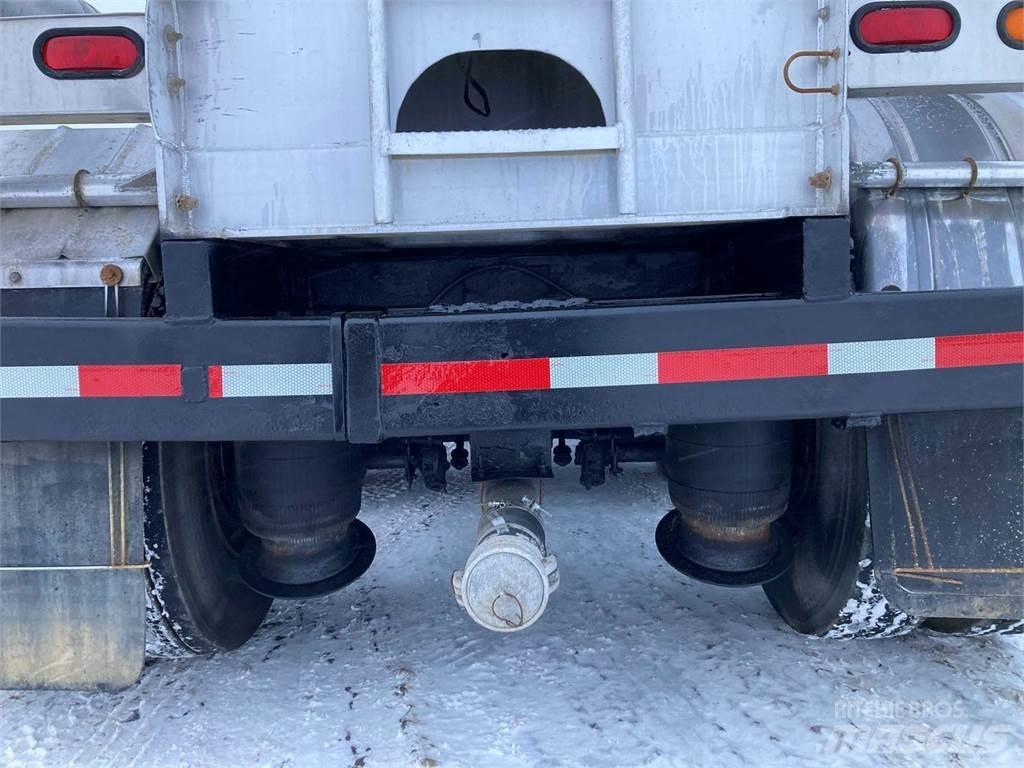 Bedard  Tank Trailers