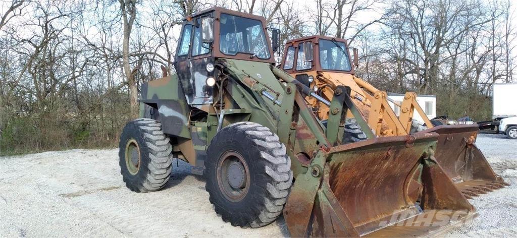 CASE W24 Wheel Loaders