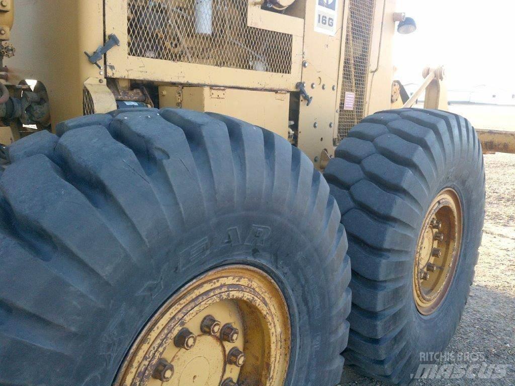 CAT 16G Motor Graders