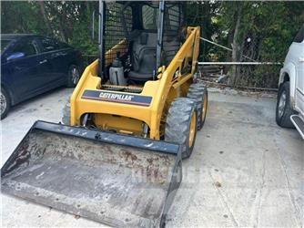 CAT 216B Skid Steer Loaders