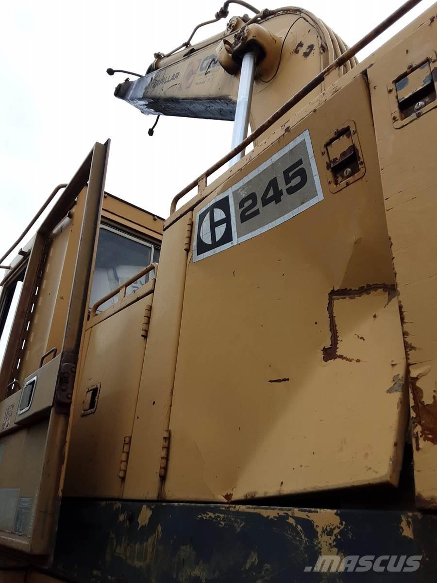 CAT 245 Crawler Excavators