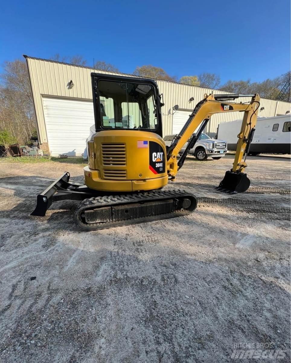 CAT 304E Mini Excavators <7t (Mini Diggers)