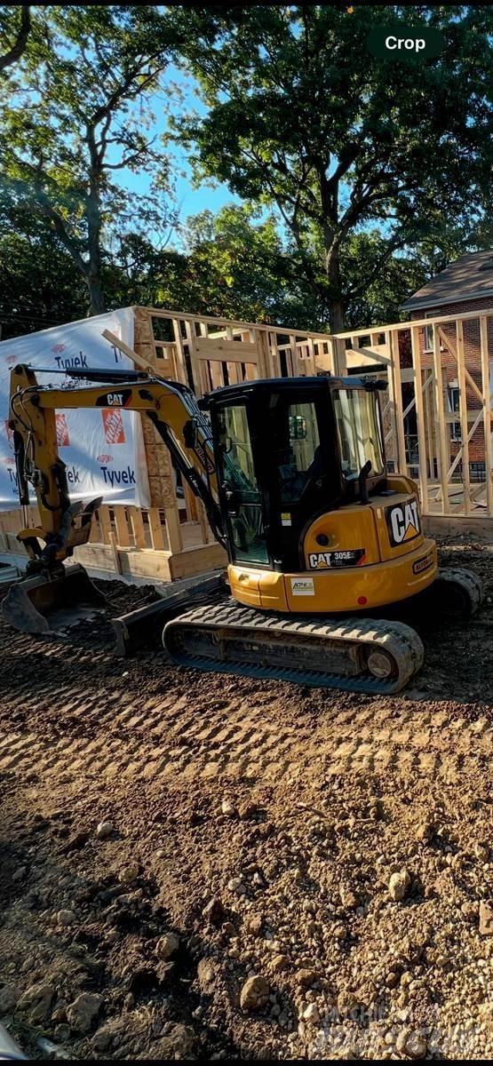 CAT 305 Mini Excavators <7t (Mini Diggers)