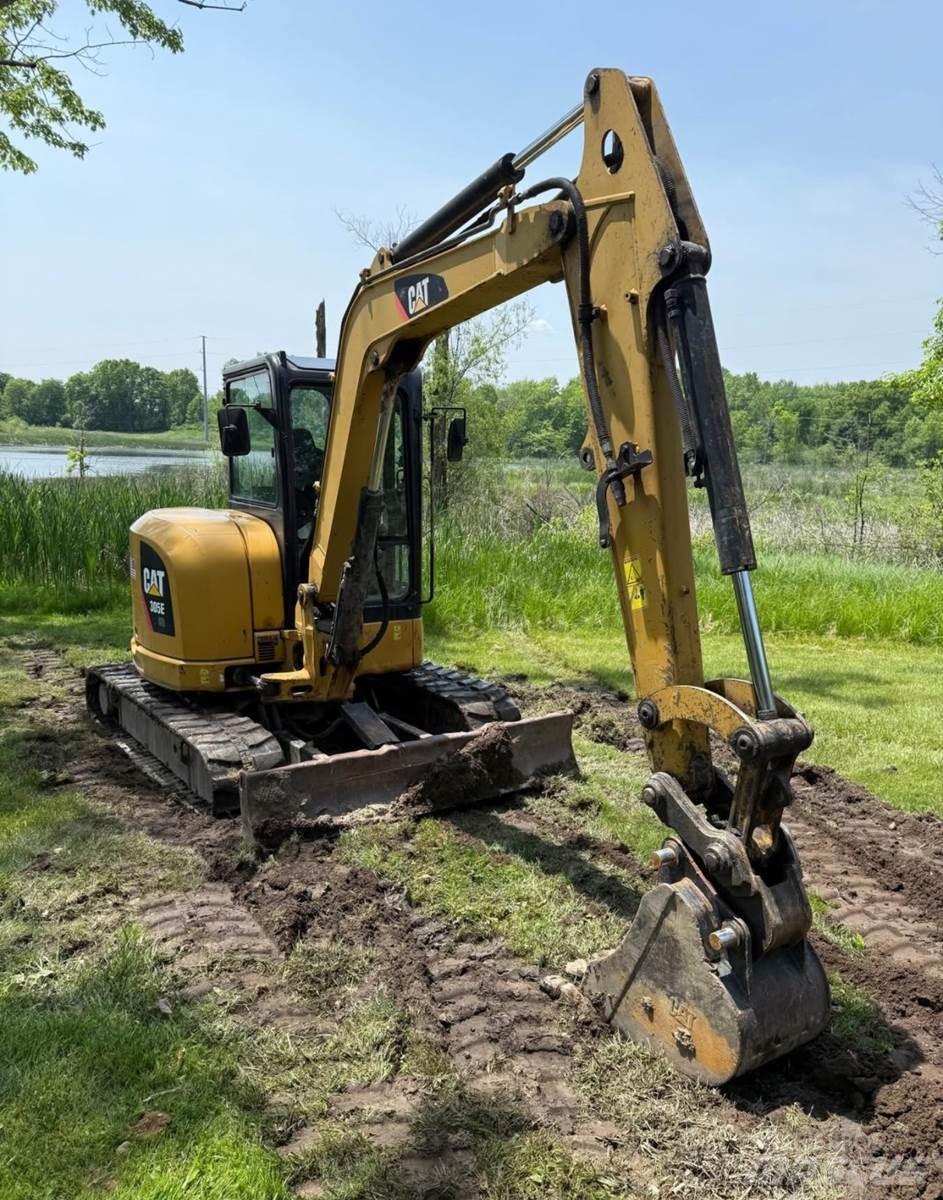 CAT 305E2 Mini Excavators <7t (Mini Diggers)