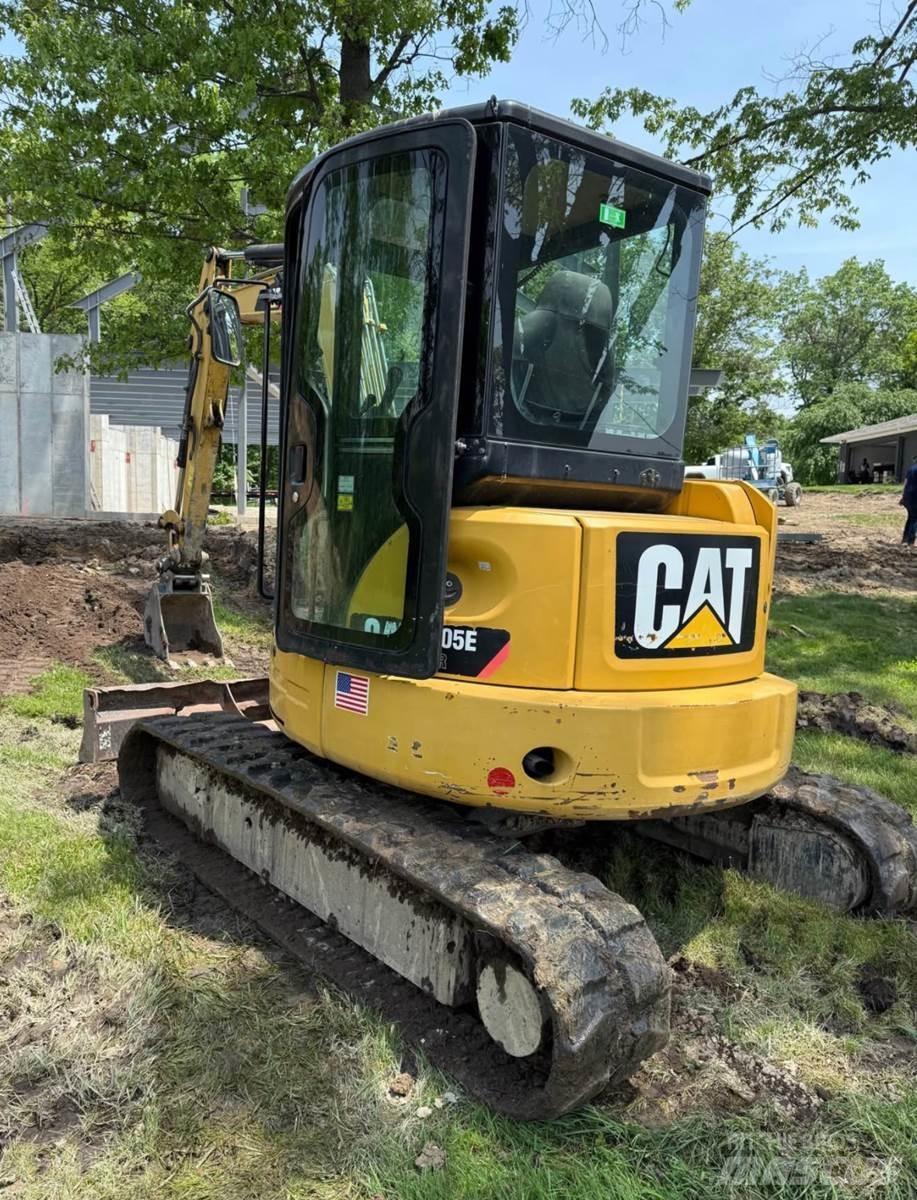 CAT 305E2 Mini Excavators <7t (Mini Diggers)