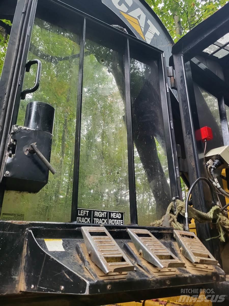 CAT 501HD Cranes and Loaders