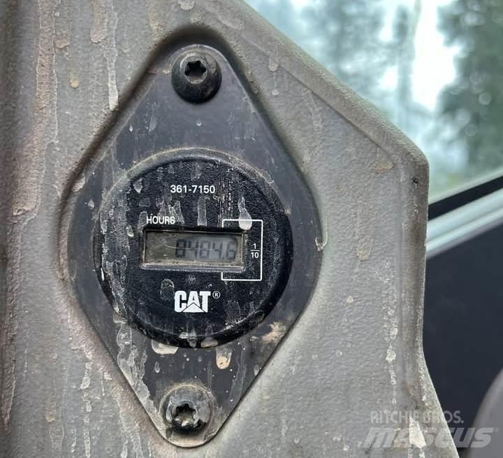CAT 568 LL Knuckleboom loaders