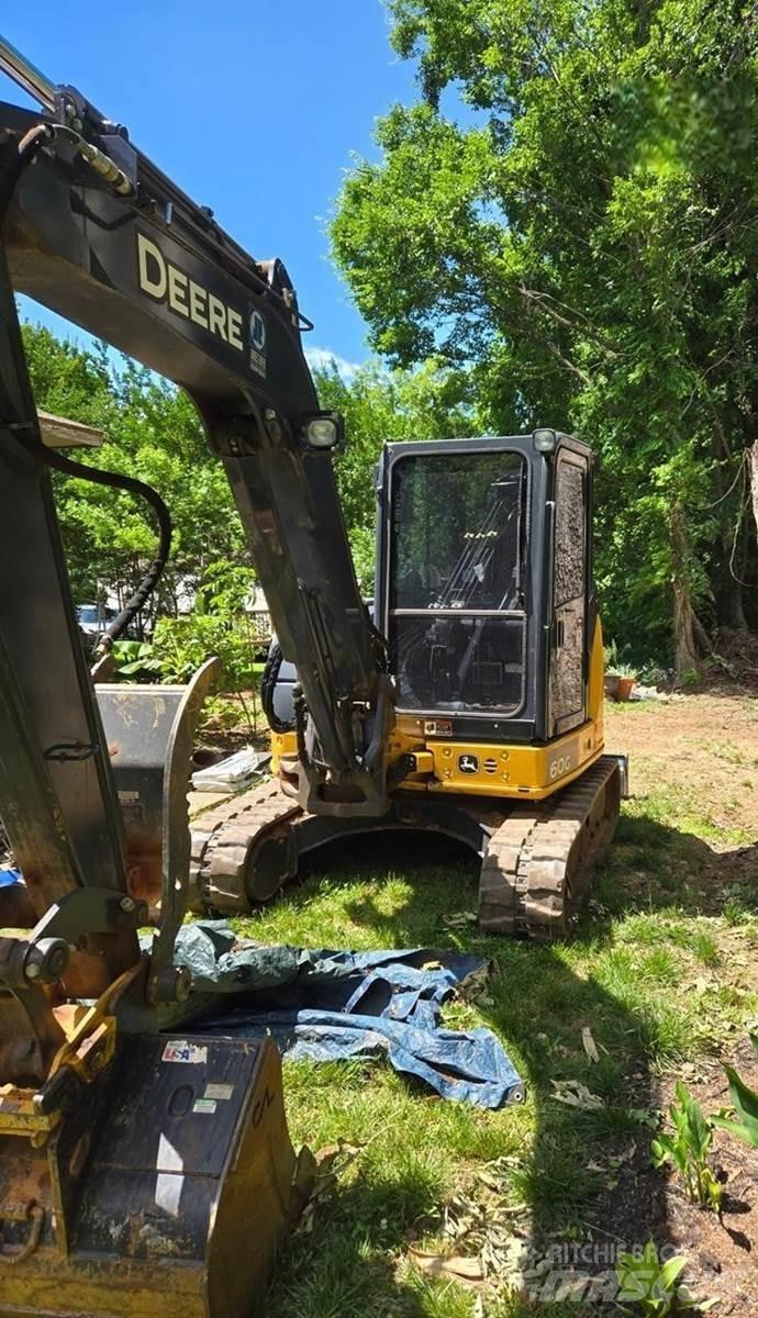 CAT 60 Mini Excavators <7t (Mini Diggers)