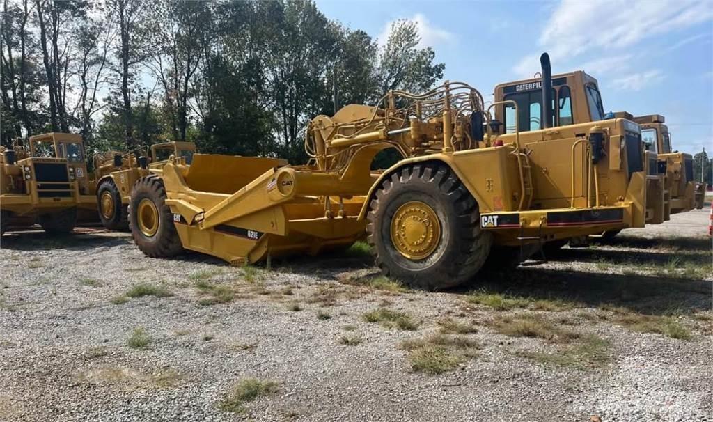 CAT 621E Scrapers