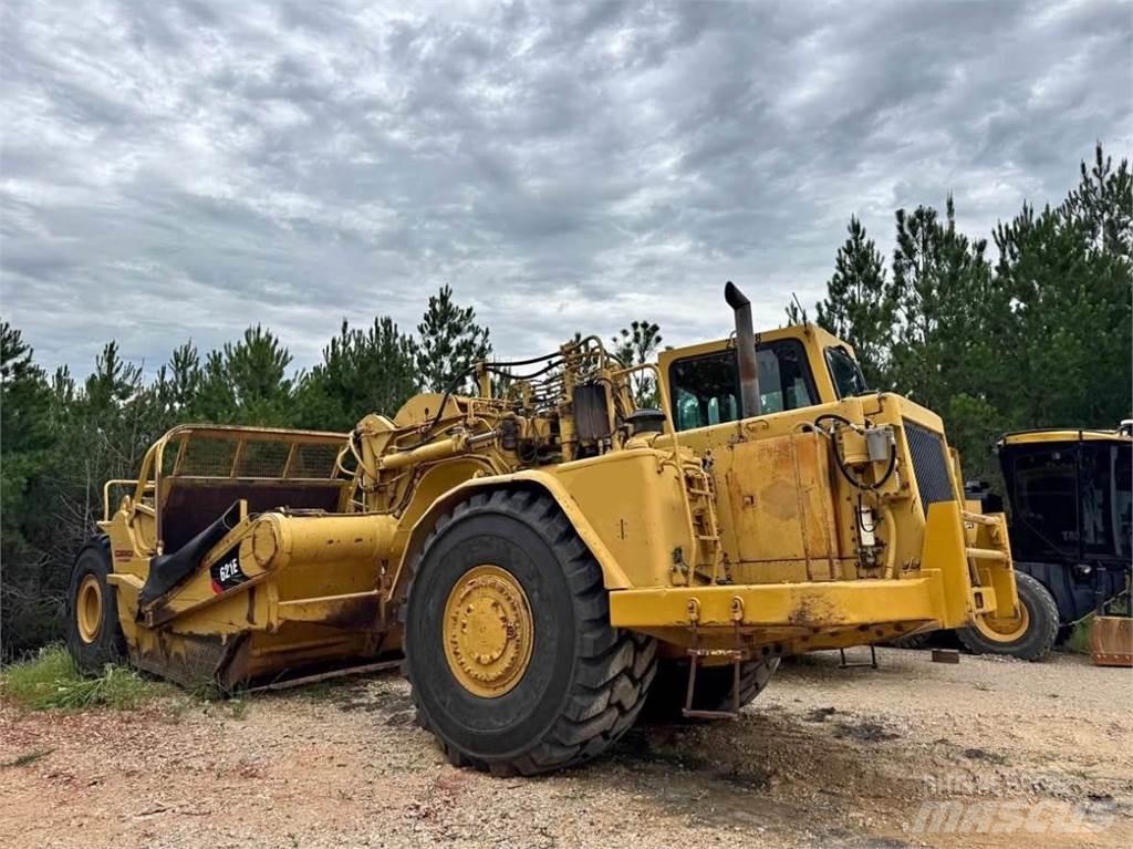 CAT 621E Scrapers