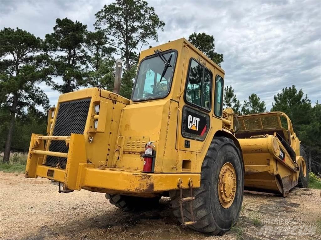 CAT 621E Scrapers