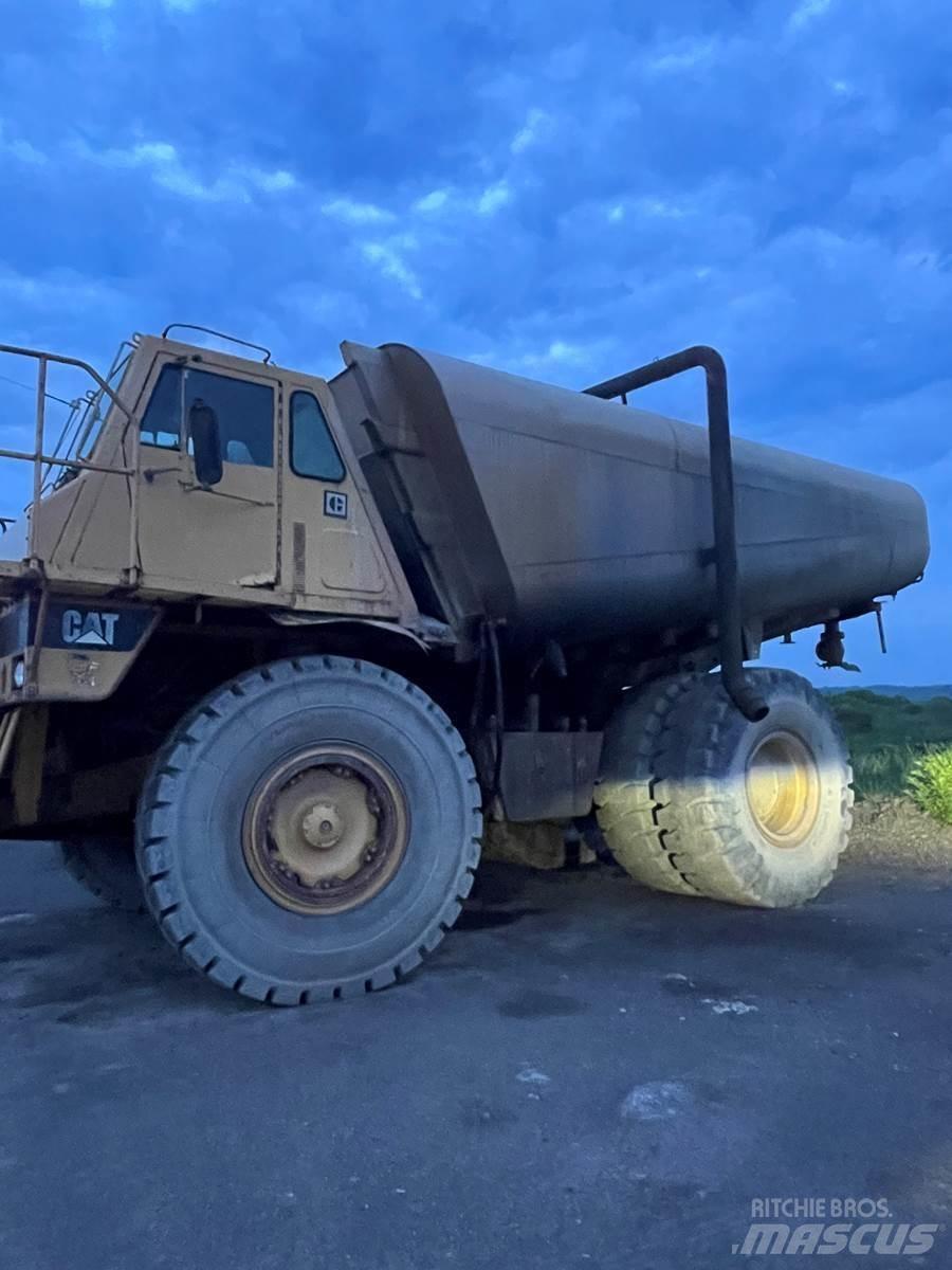CAT 773B Tank Trucks