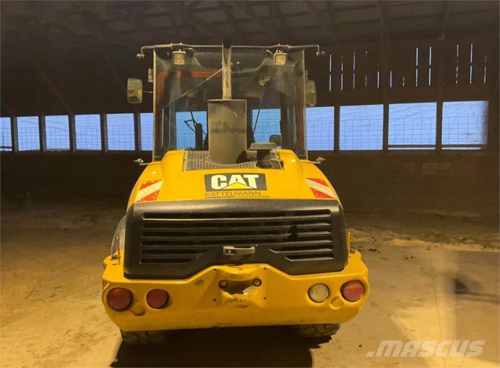 CAT 906H Wheel Loaders