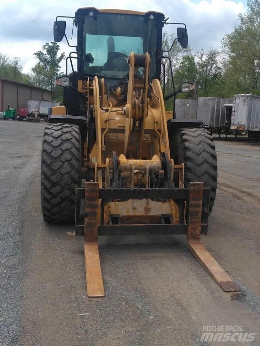 CAT 926M Wheel Loaders