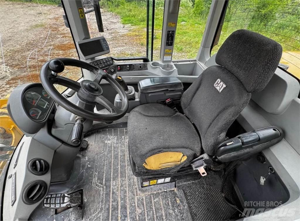 CAT 930K Wheel Loaders