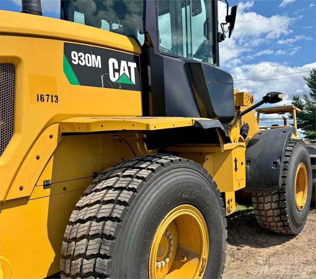 CAT 930M Wheel Loaders