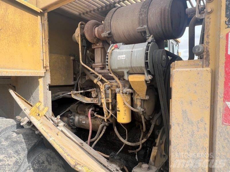 CAT 950B Wheel Loaders
