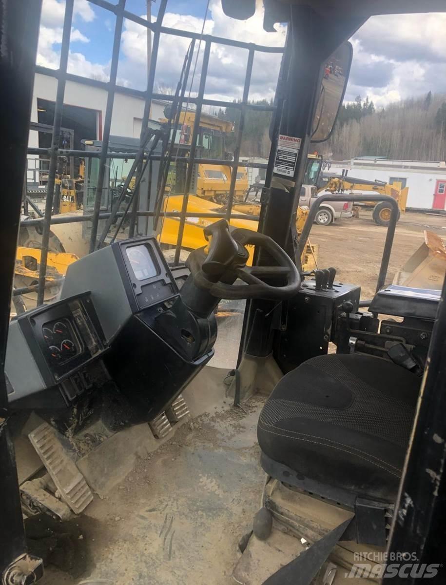CAT 980G Crawler dozers