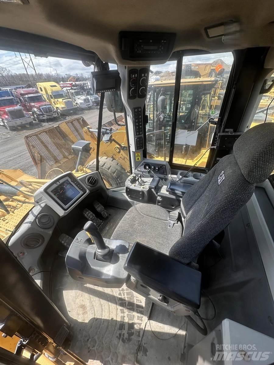CAT 980K Wheel Loaders