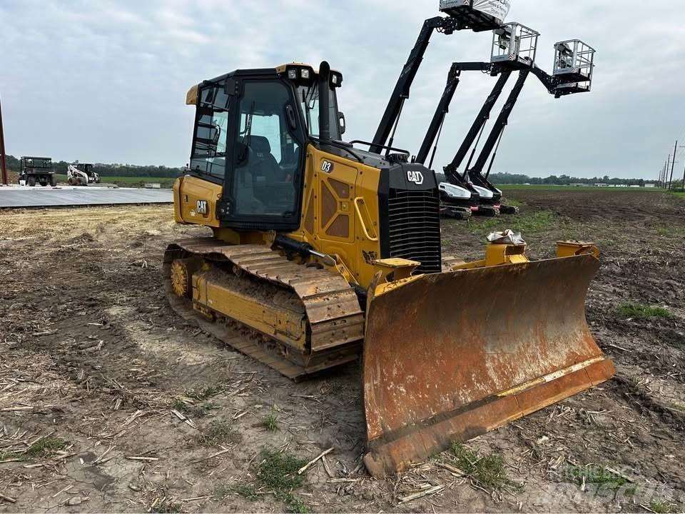 CAT D3 Crawler dozers