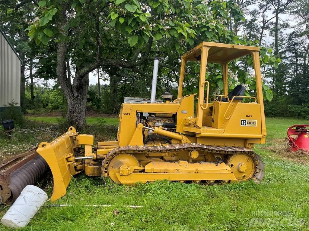 CAT D3B Crawler dozers