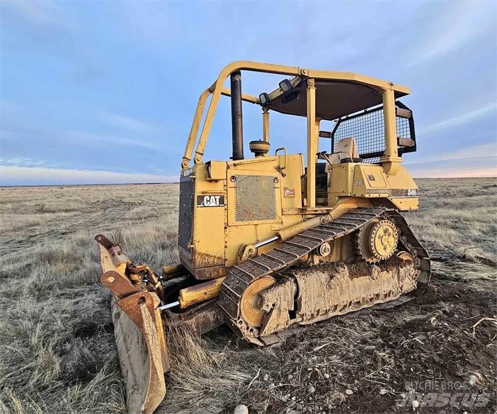 CAT D4H Crawler dozers