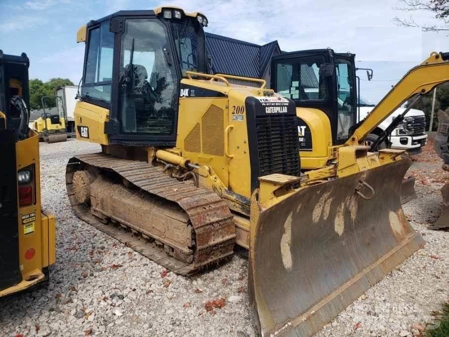 CAT D4K XL Crawler dozers